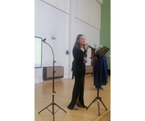 Joanna Butler singing
