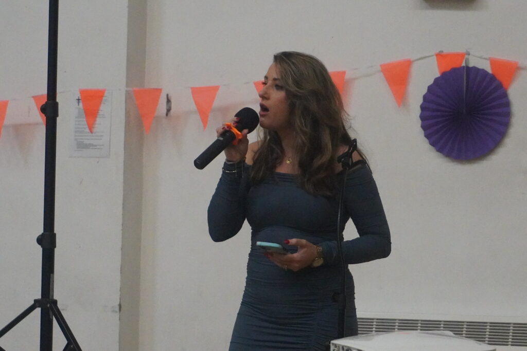 Jo Butler singing